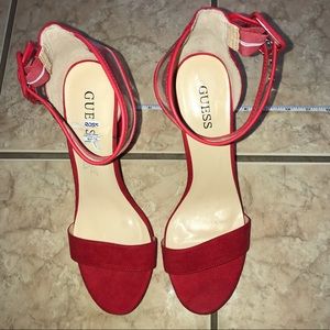 Guess red platform heels 👠